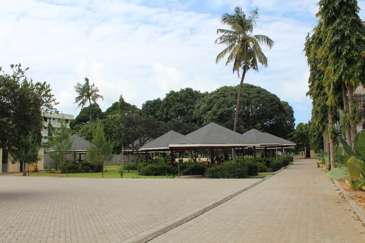 The garden courtyard at Hotel Comster Mtwapa
